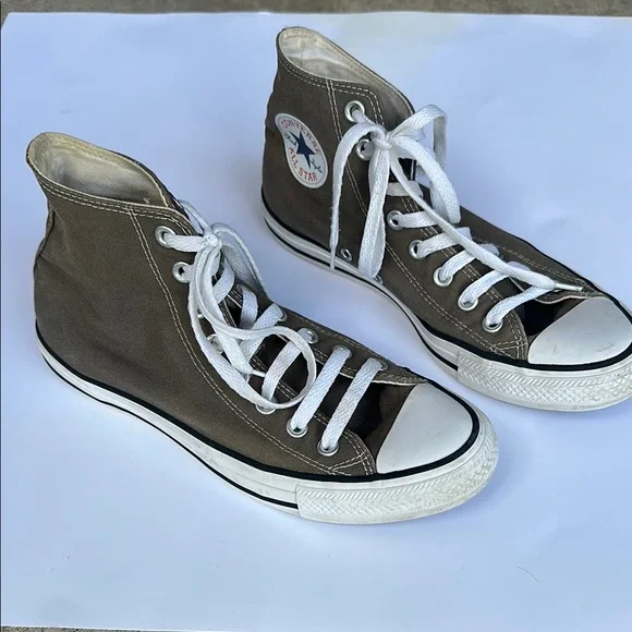 Converse Brown High-Top Sneakers Women’s size 9 - Picture 2 of 6